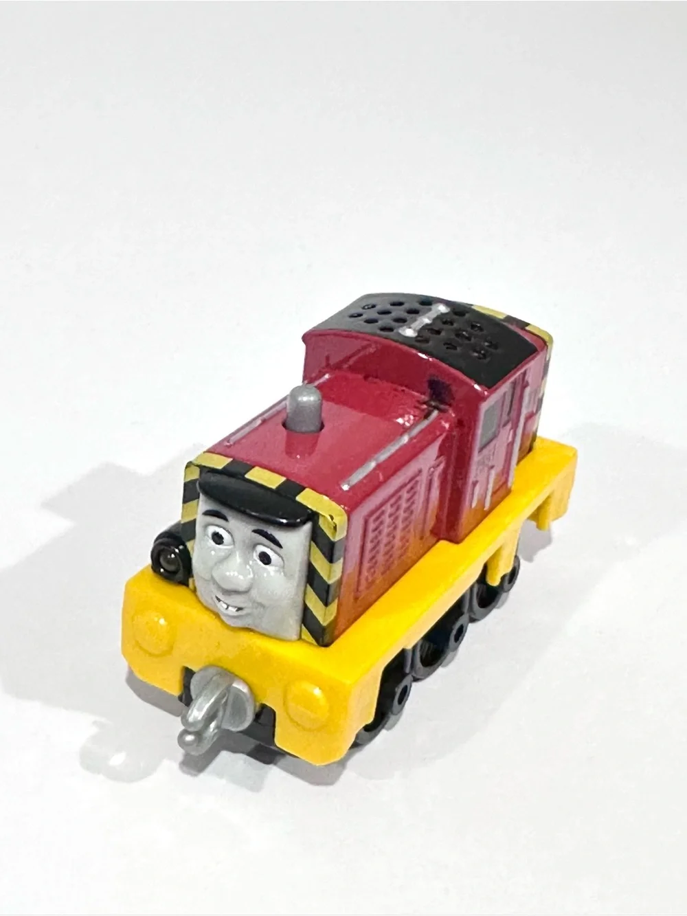 Thomas & Friends Adventures Talking Shark Escape Sharky Diecast